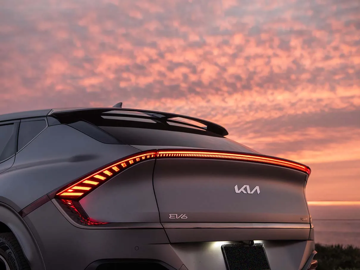 kia back